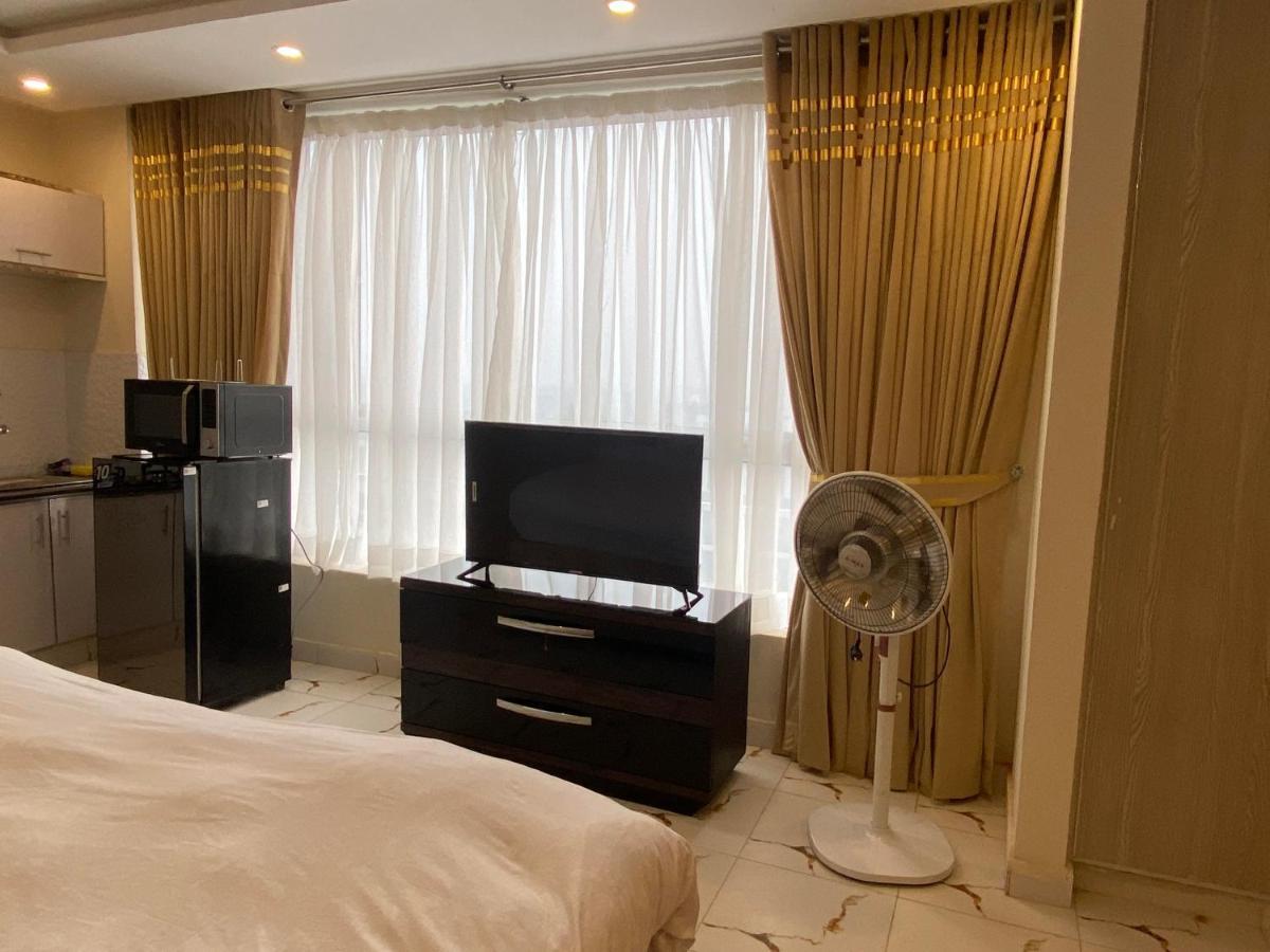 Luxe Suites Bahria Town Лахор Экстерьер фото