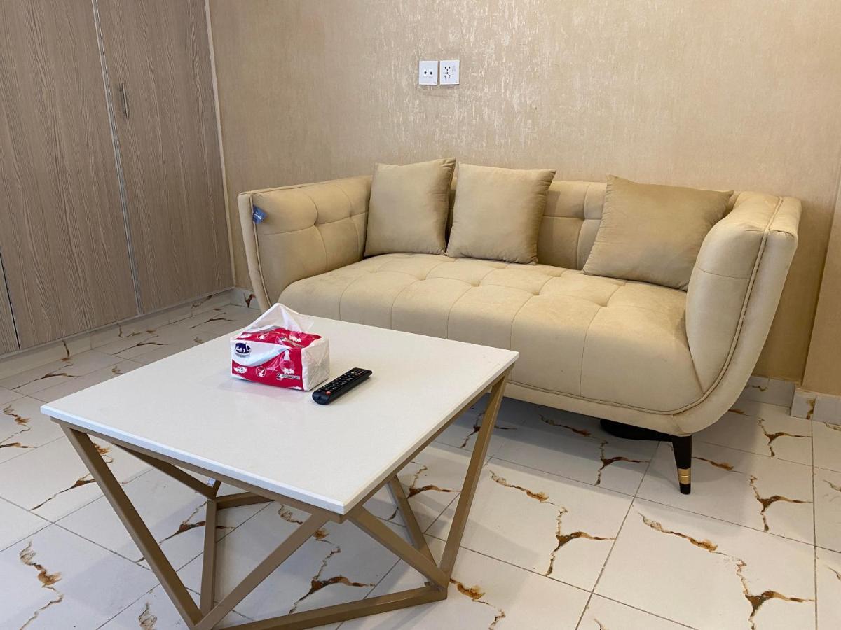 Luxe Suites Bahria Town Лахор Экстерьер фото