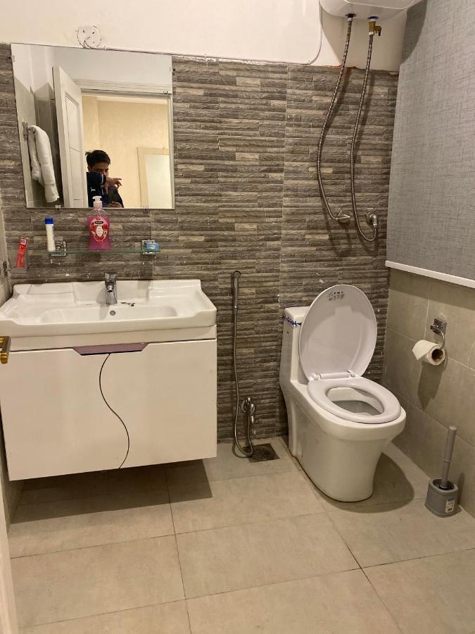 Luxe Suites Bahria Town Лахор Экстерьер фото