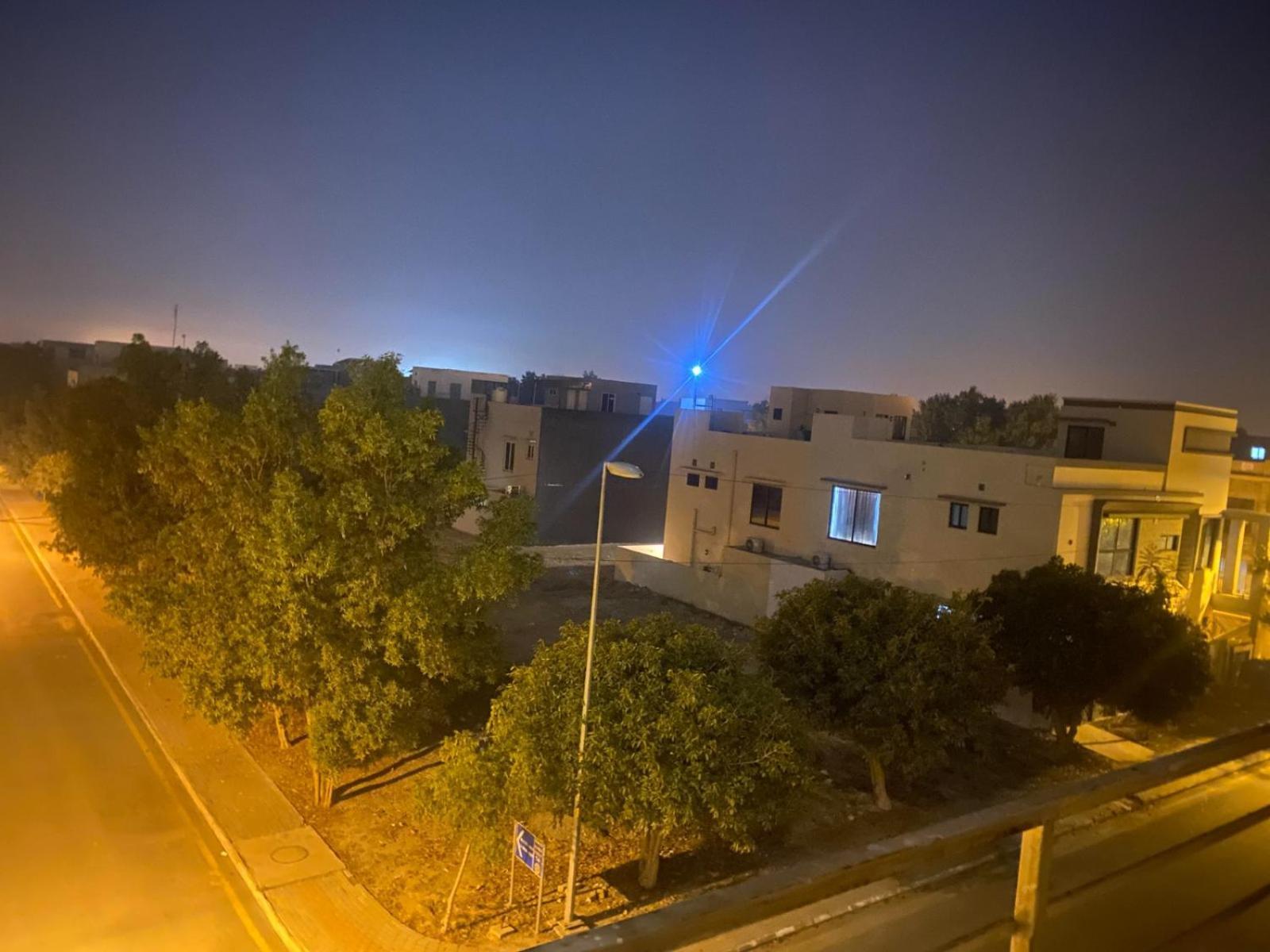 Luxe Suites Bahria Town Лахор Экстерьер фото